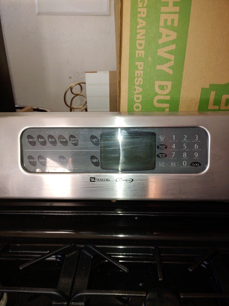 Maytag Gemini. gas double oven 30" stove for Sale in Hemet, CA OfferUp