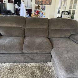 Used Couch **looks Good **