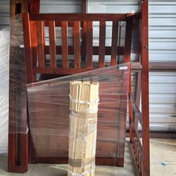 Twin Bunk Bed/ Mattress 