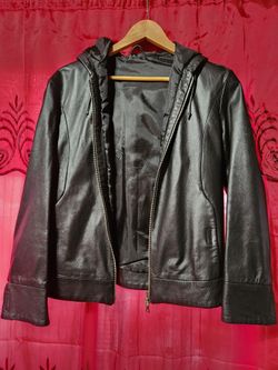 Woman's VERA PELLE Leather Jacket with Hood