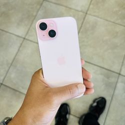 iPhone 15 