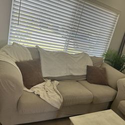 Couch & Loveseat 