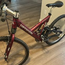 Cannondale mountain bike