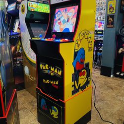 Pac Man Arcade With 10,888 Games