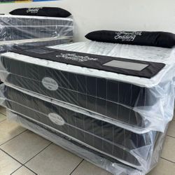 King Size New Thick Pillow Top Bed Can Deliver 