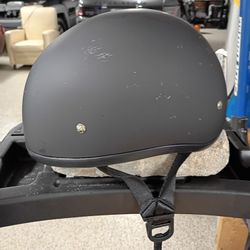 2 Motorcycle Helmets