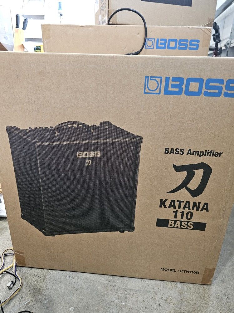 Brand New
Boss Katana 110 Bass 1 x 10 inch 110 watt Combo Amp