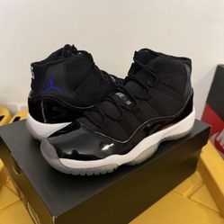 Air Jordan 11 Space Jam Size 6.5