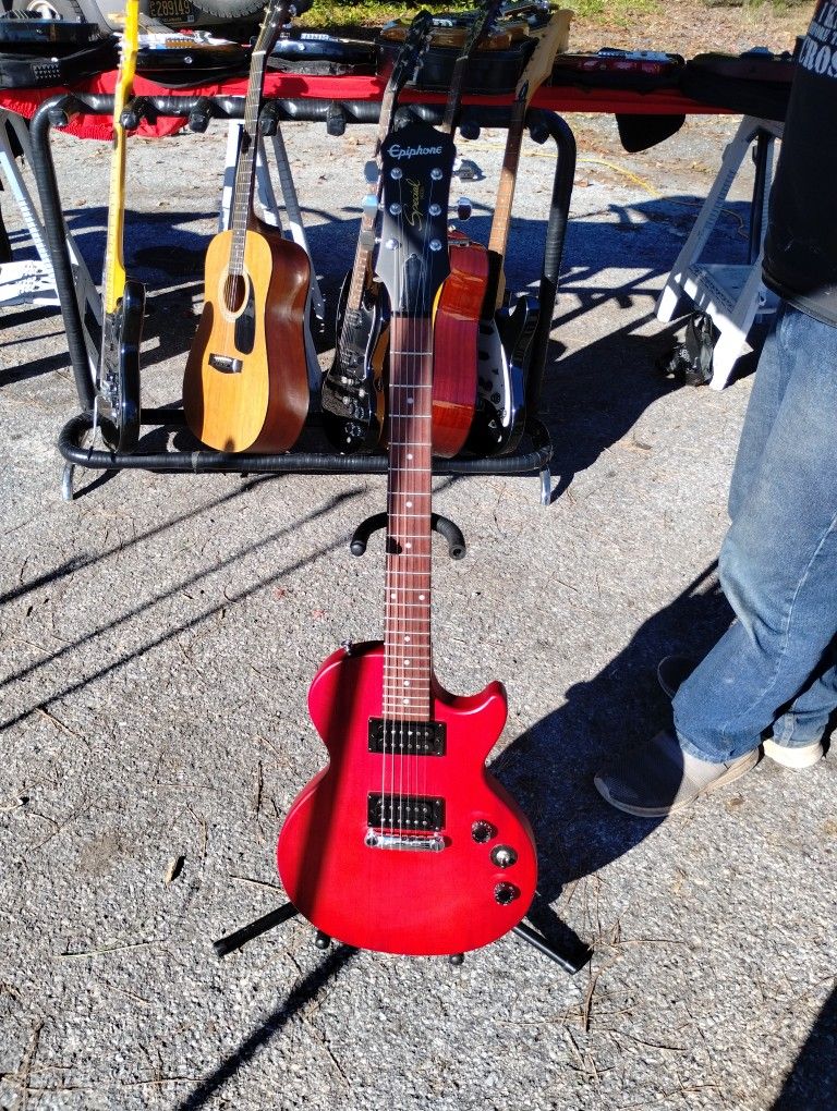 Epiphone Special Electric Guitar Excellent Condition Professional Setup 