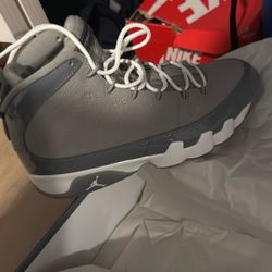 Air Jordan 9