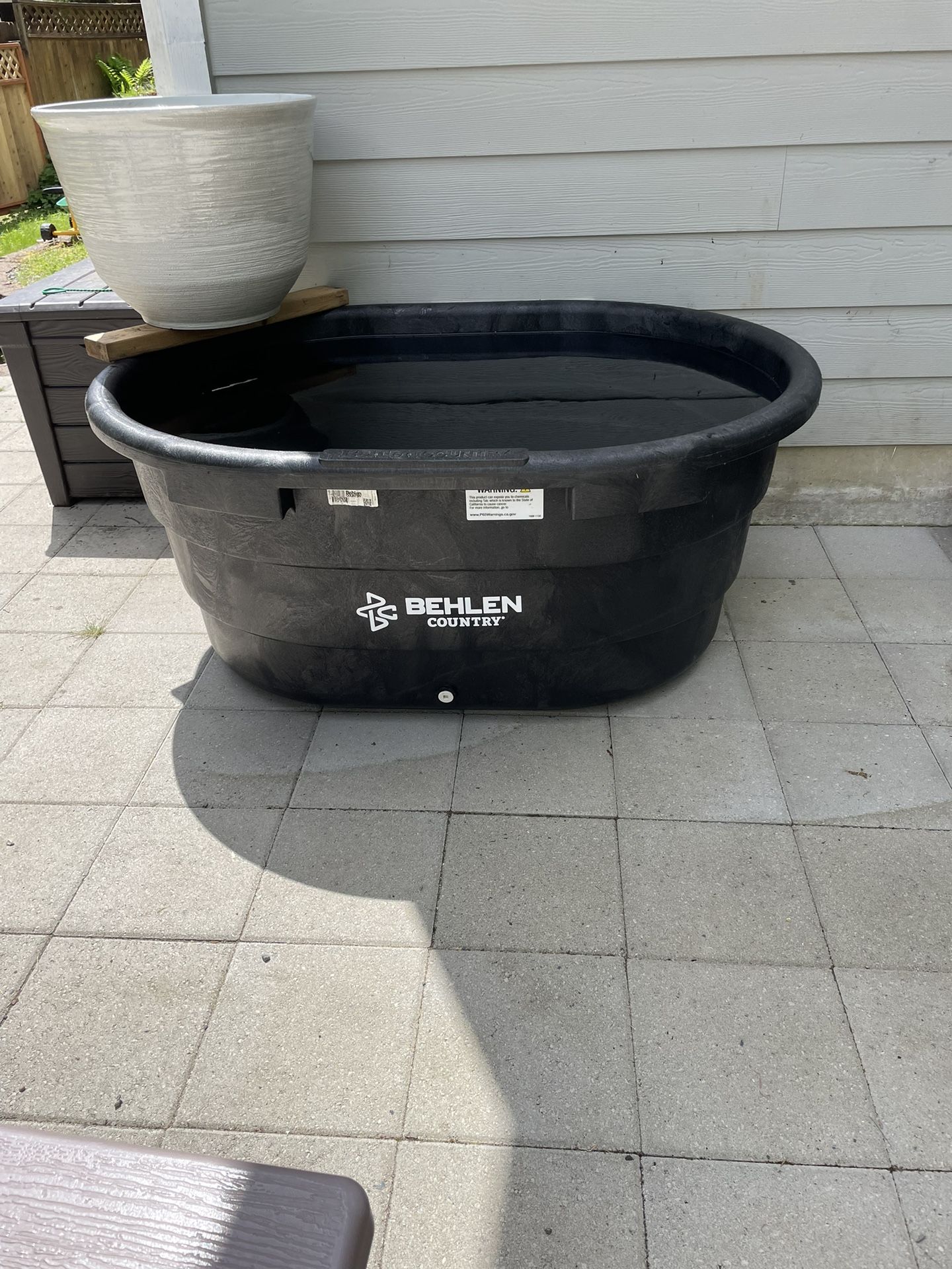 Belhen 150 Gallon stock Tank