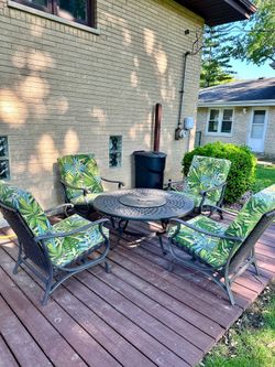 Cast Aluminum Firepit Set, 4ft Table With Firepit, 4 Bouncy Chairs With Thick Cushions, Great Condition, Delivery Available For Extra Cost