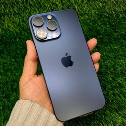 APPLE IPHONE  15  PRO MAX 256GB UNLOCKED.  FREE SMARTWACH/ HEADPHONES. PAY $1 TODAY  REST IN  PAYMENTS.  NO  CREDIT NEED 