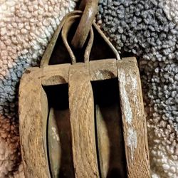 Antique Block and Tackle Pulleys