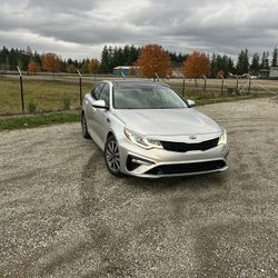 2019 KIA Optima