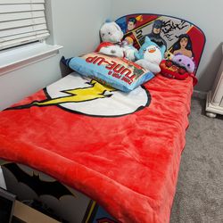 DC Justice League Twin Bed 