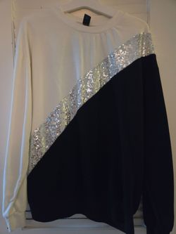 Ladies top size large