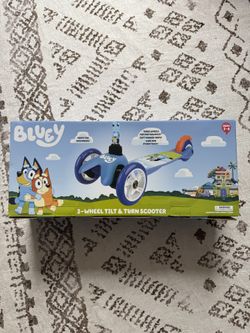 Unopened Bluey Scooter