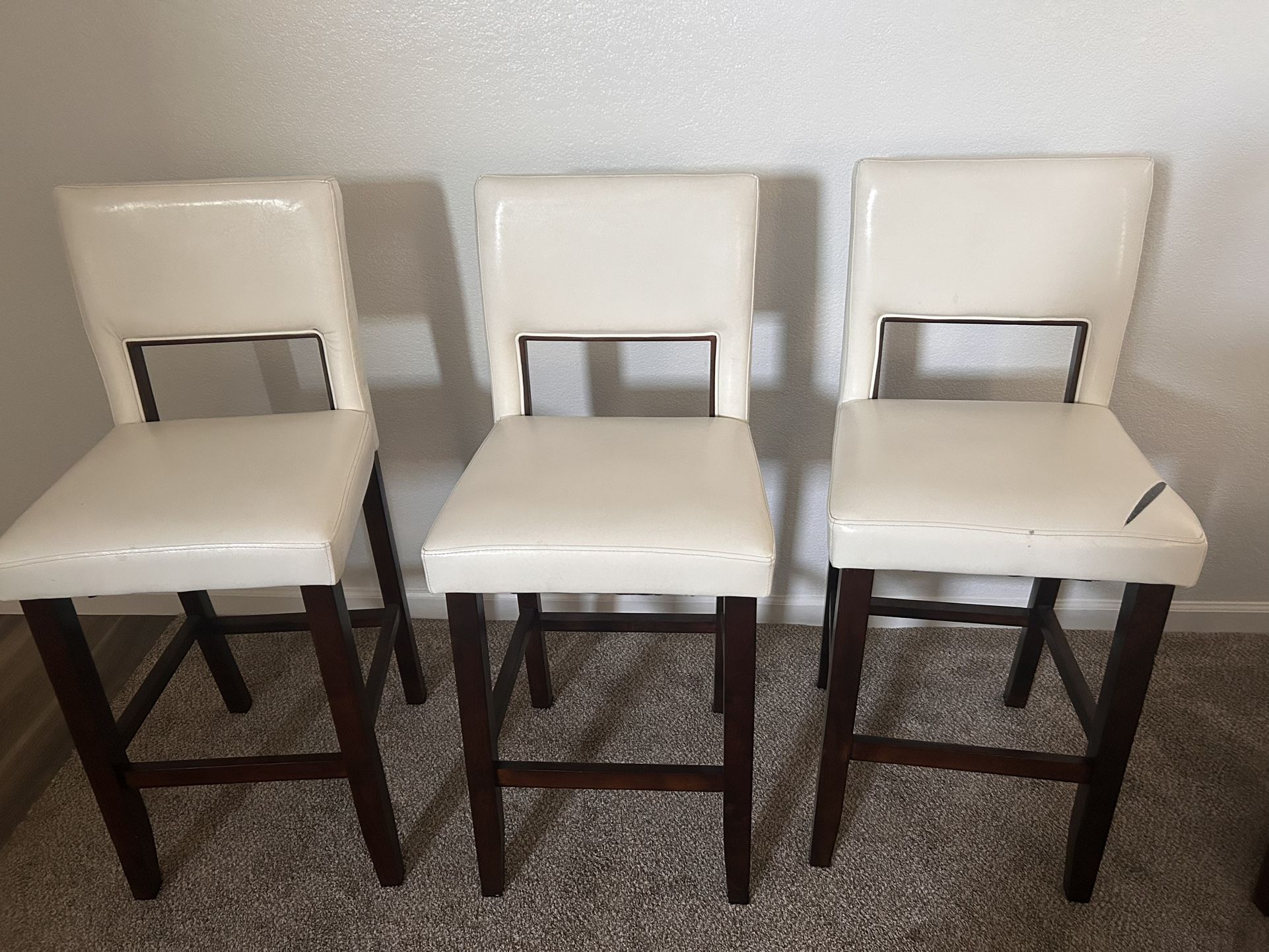 Linon White 24.0-in H Counter height Upholstered Wood Bar Stools