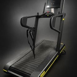 TechnoGym SkillRun Treadmill