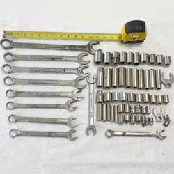 Set de 61 Piezas De herramienta Marca Craftsman usada para mecanicos