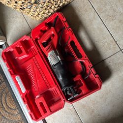 Milwaukee Electric Saw Zall 