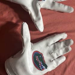 Gator fb gloves size Xl