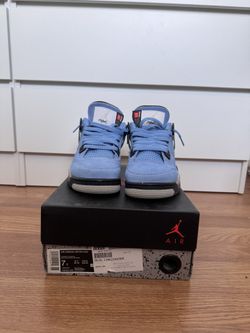 Jordan 4 University Blue GS Size 7