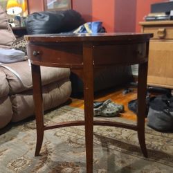 Round Coffee Table 