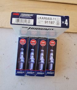 NGK Spark plugs set of 4...$45 PRECIO FIJO_FIRM PRICE