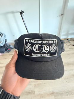 Chrome heart hat