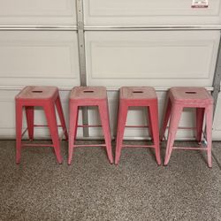 4 metal stools 