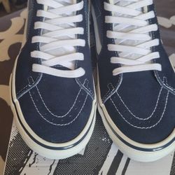 Vans Mens Size 9.5 New 