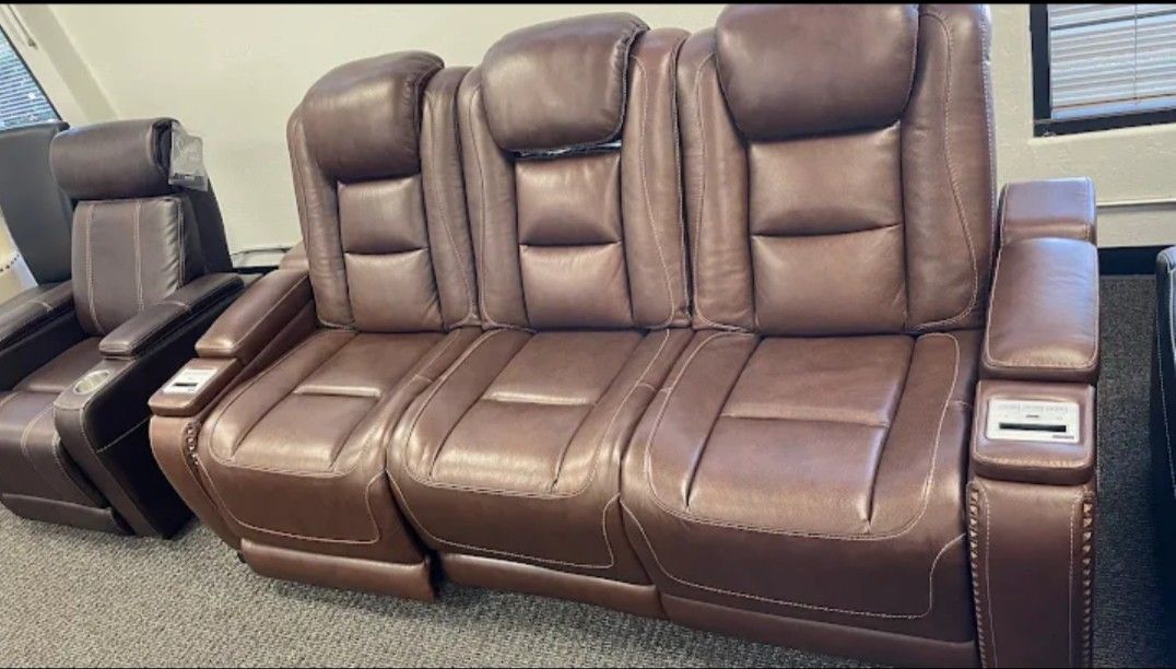 🎀The Man Den Power Reclining Sofa $20 Down Payment and delivery available 
