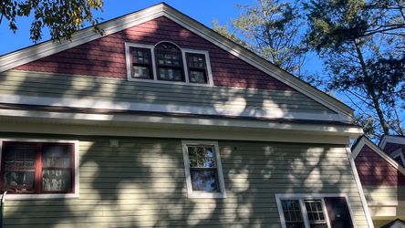 Scalloped siding