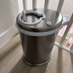 Ubbi Steel Diaper Pail, Odor Locking, No Special Bag Required, Award-Winning, Registry Must-Have