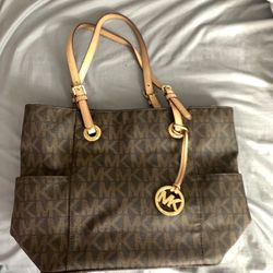 Michael Kors purse