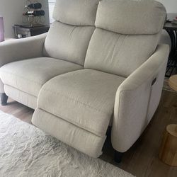 Raymour & Flanigan— Power Loveseat Recliner