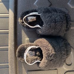 Fluff Yeah Ugg slides 