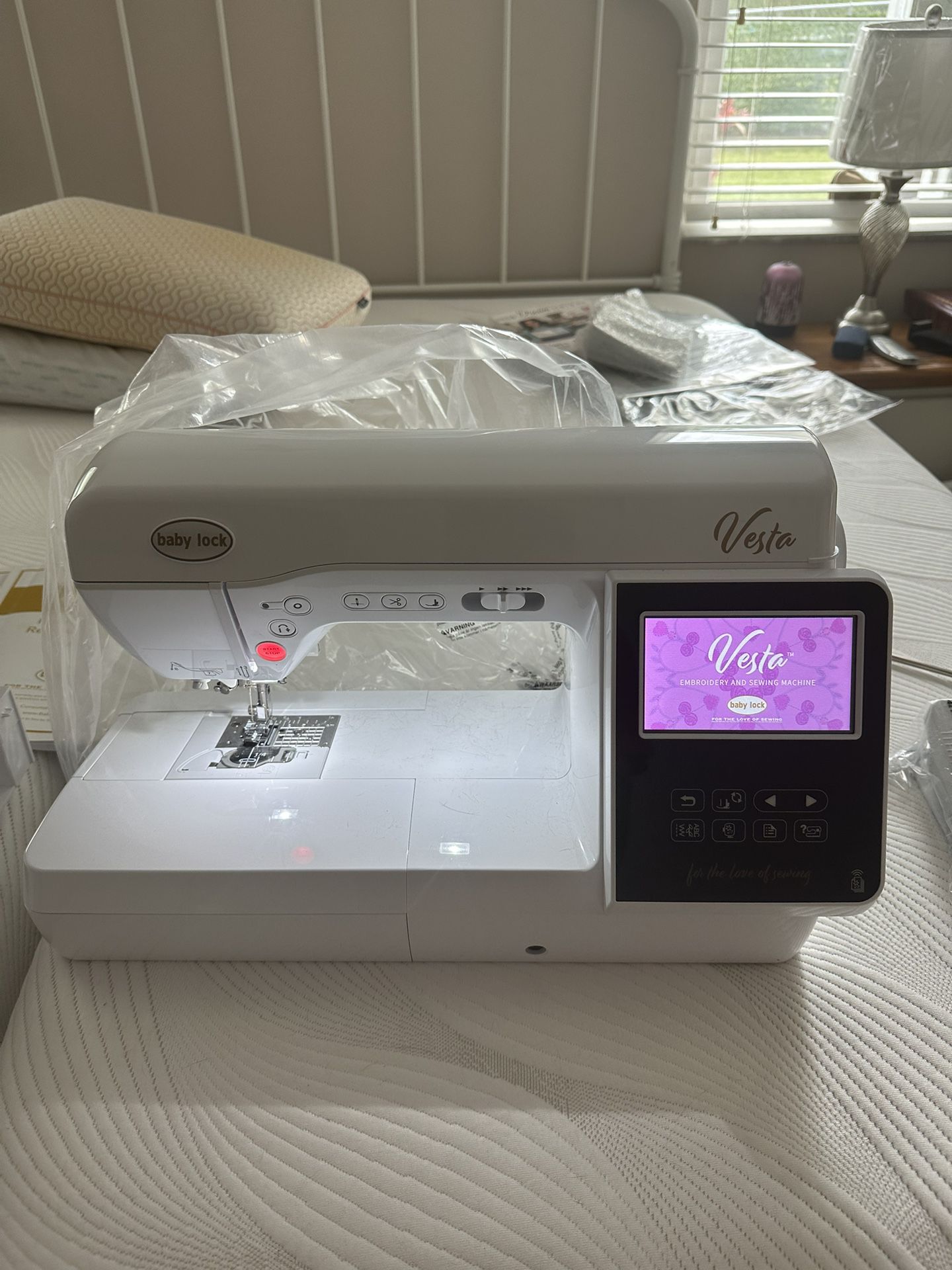 Baby Loc Vesta Sewing & Embroidery Machine 