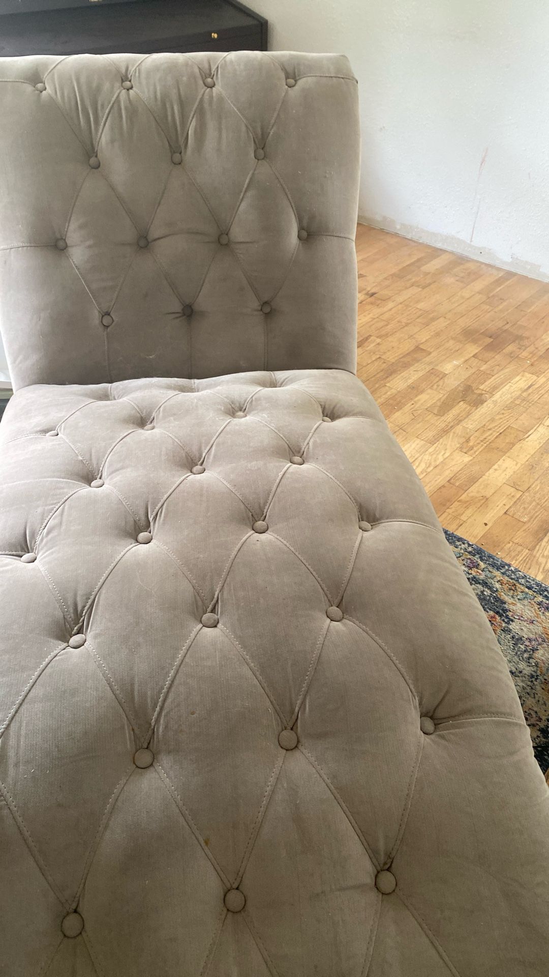 Free Chaise