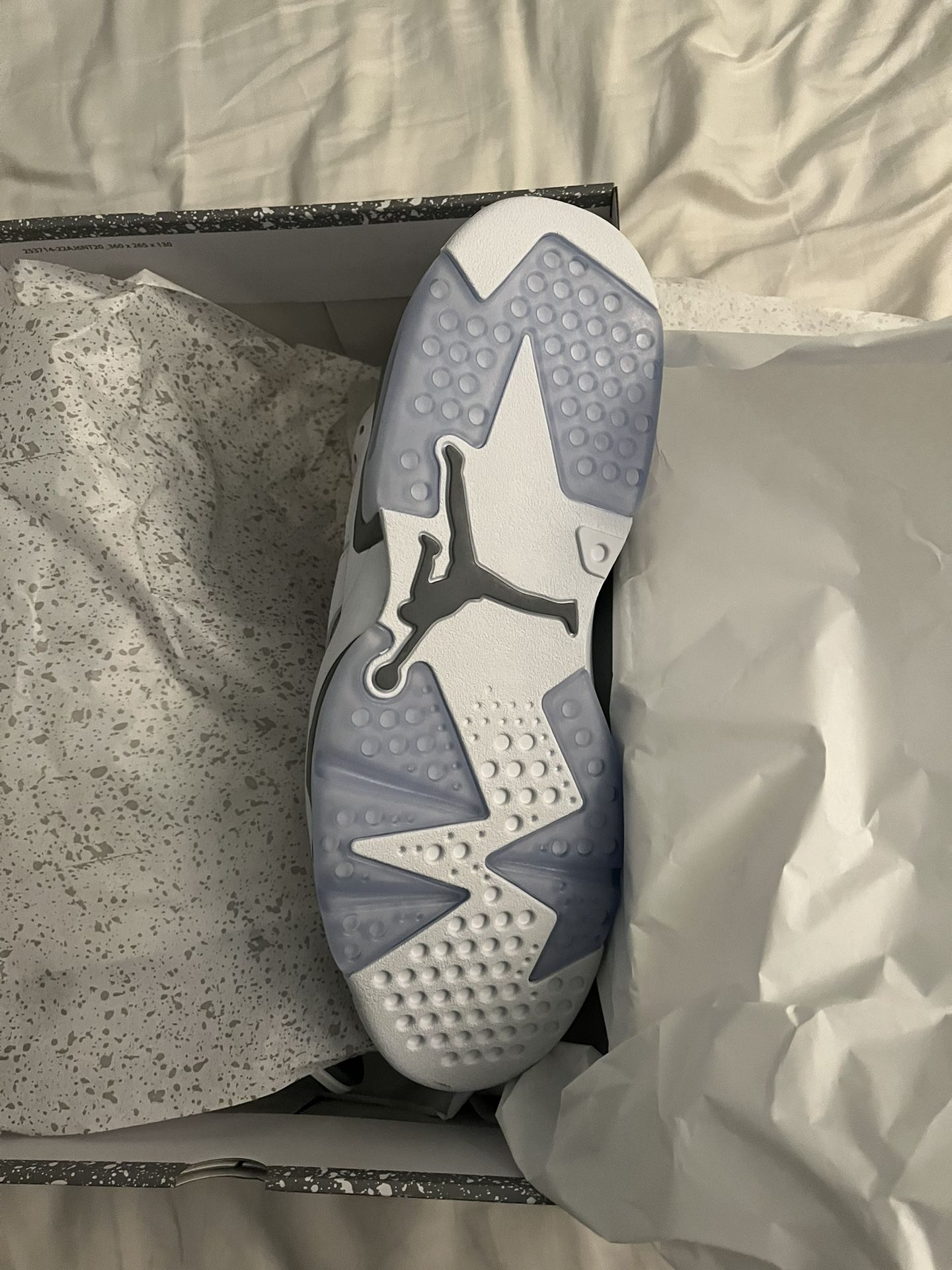 Brand new, never worn size 12 in men’s Size 12 men main image 4