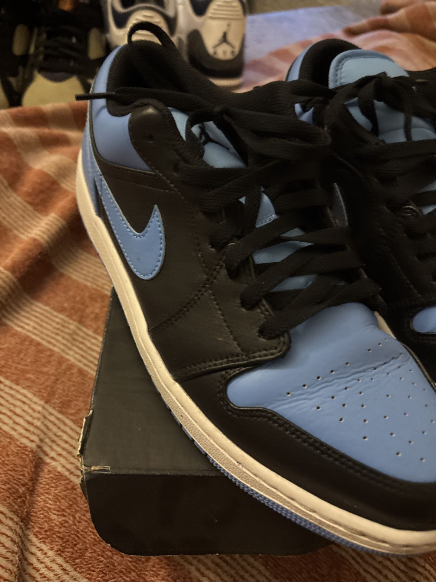 Jordan Low 1