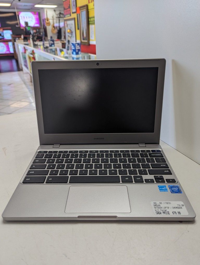Samsung Laptop W/Charger - Chromebook