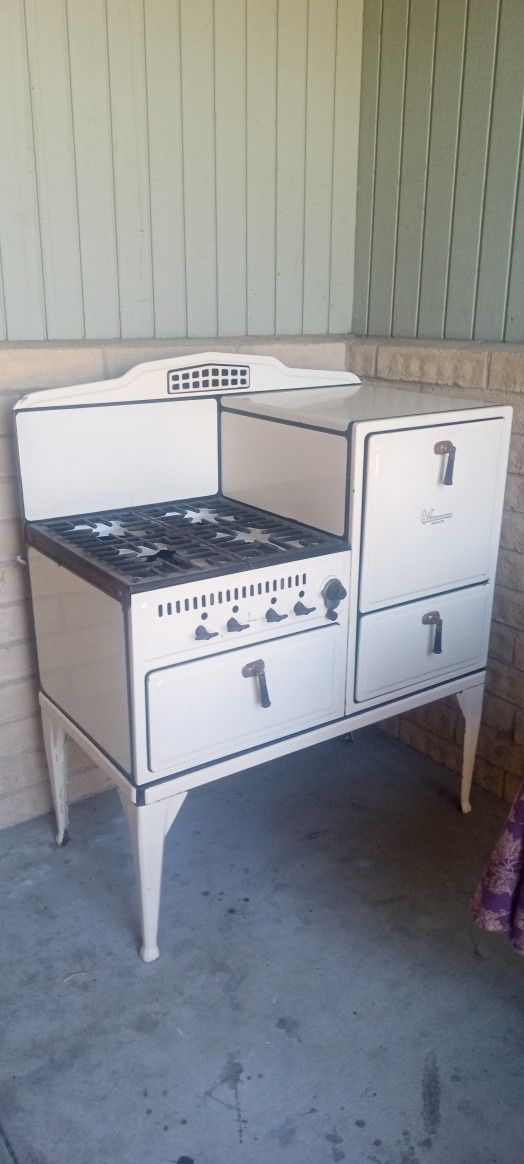 1920s Stove 