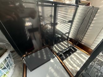 40” Samsung 1080P Flat Screen TV Black