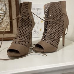 Zapatillas Con Lazos