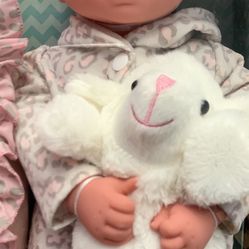 BABY EMMA DOLL NEW WITH ACCESSORIES . BLUE EYED BABY GIRL .