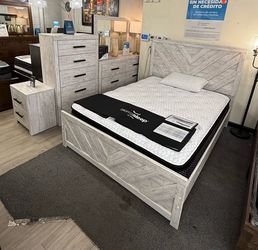 Queen Bed Frame,Dresser,Mirror And 1 Nightstand