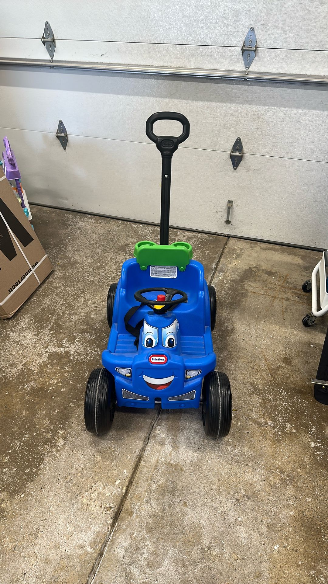 Push/pull Little Tikes Cozy Roadster